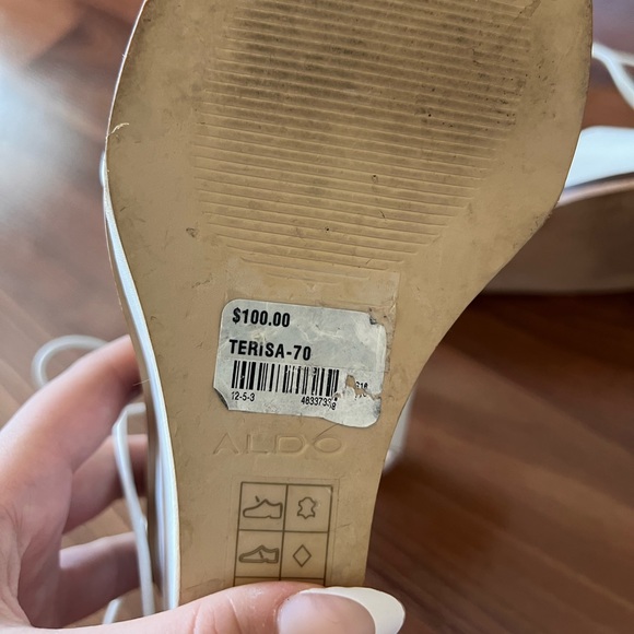 Aldo lace up wedges - Picture 8 of 9